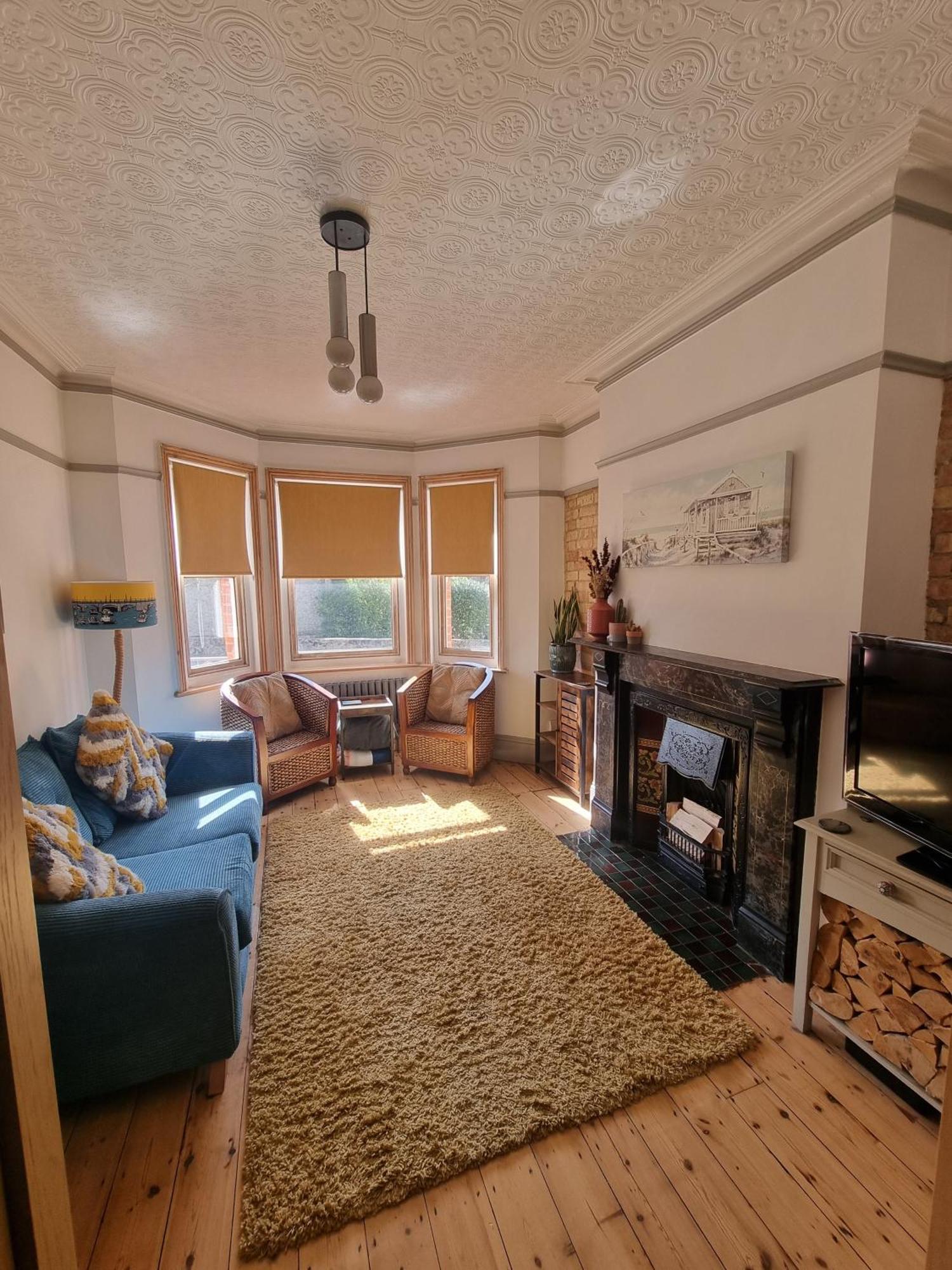 Shore Thing - Just A Stones Throw From The Beach Sandgate Bagian luar foto